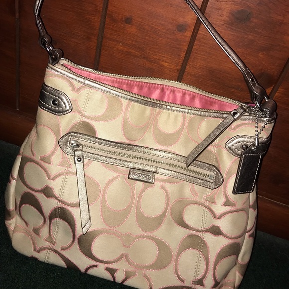 Coach purse - Picture 1 of 2